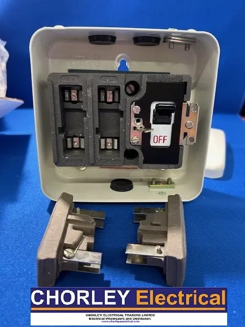 MEMSPEL 21KSS 30A Switch Metalclad Splitter